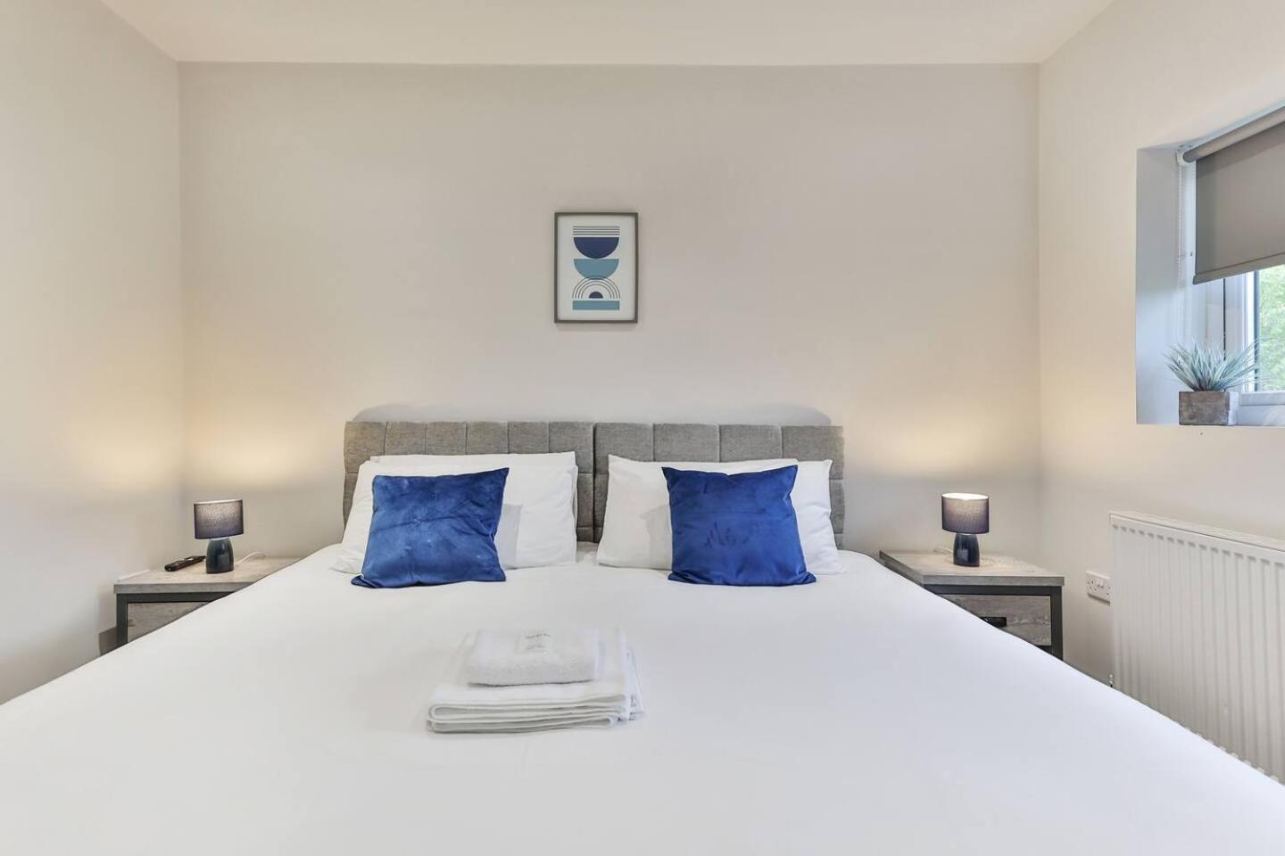 Villa 3 Bed Refurbished, Modern House, Wifi, Patio Area à Sheffield Extérieur photo